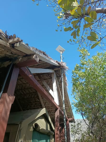 Antenne Wireless installée sur un bâtiment à Antsiranana
